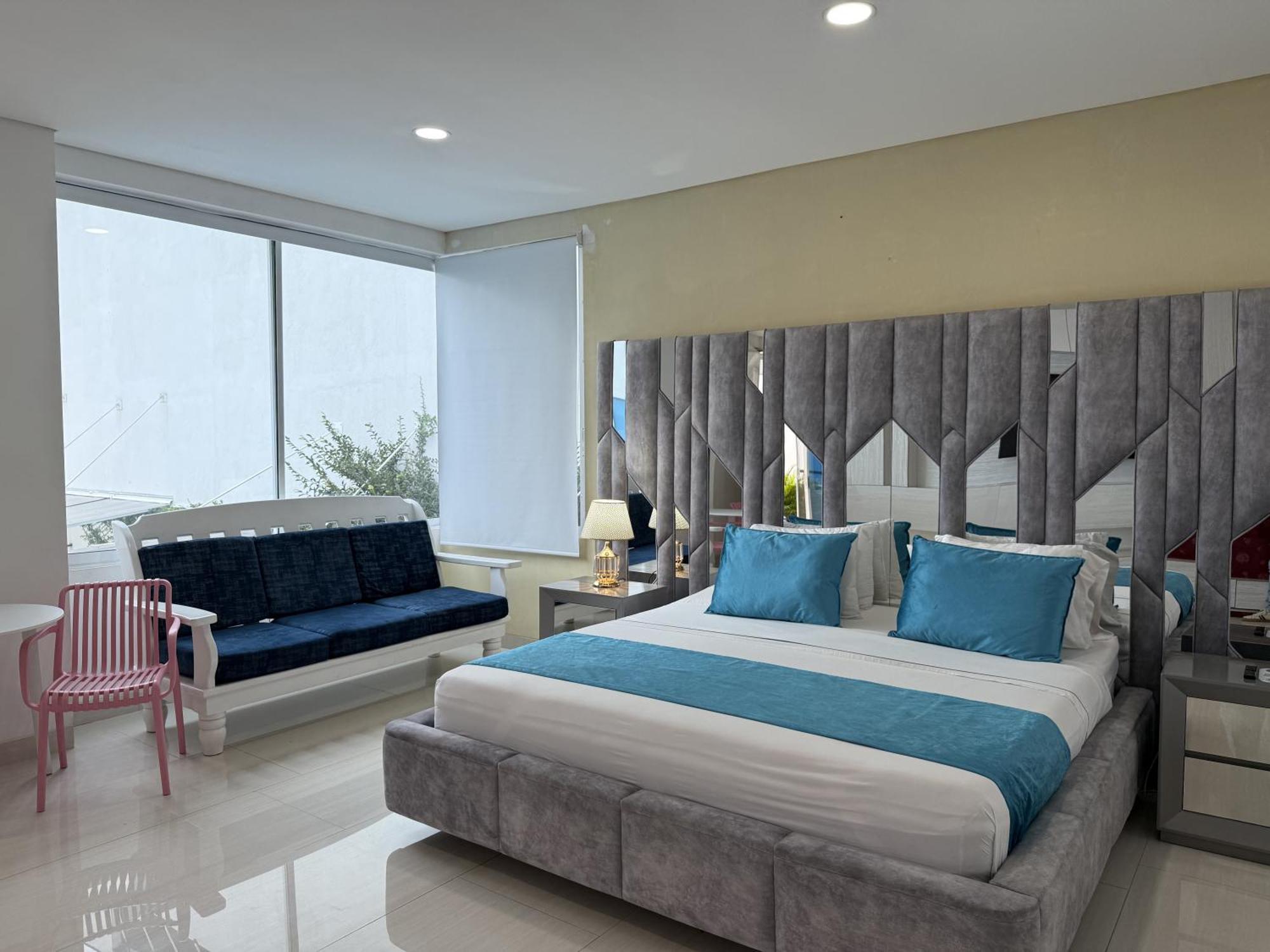 Hotel Lotto Boutique Кали Екстериор снимка