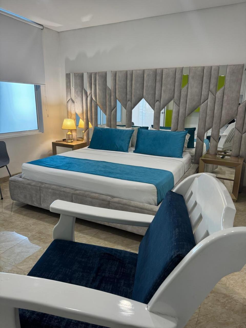 Hotel Lotto Boutique Кали Екстериор снимка
